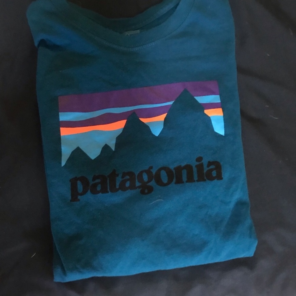 🌴Patagonia Long Sleeve🌴